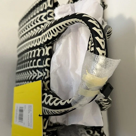 Marc Jacobs The Monogram Leather Crossbody Tote Bag Black/White One Size - Picture 6 of 10